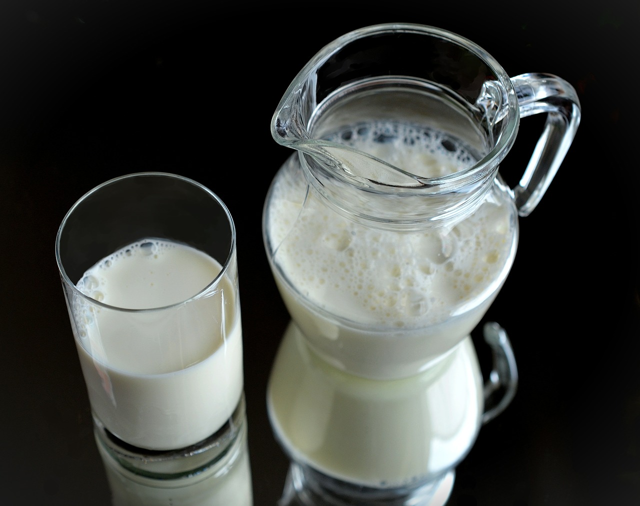 Skutki alergii na mleko – uczulenie na mleko. Objawy nietolerancji mleka krowiego.
